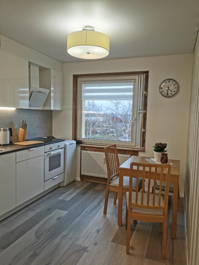 Apartamento Buto Nuoma Dariaus Ir Gireno Gatveje Telšiai Exterior foto
